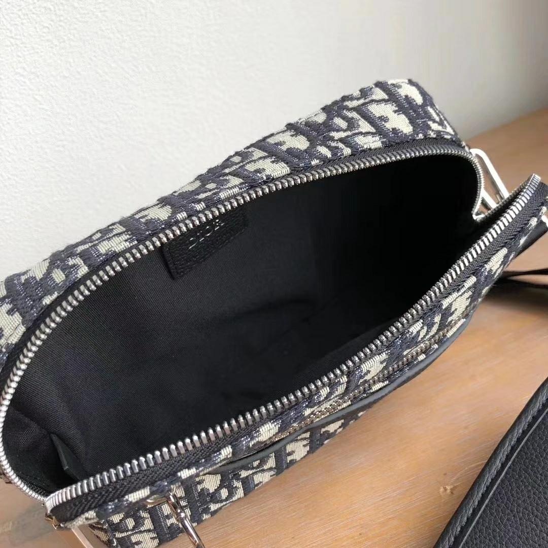 DIOR SAFARI MESSENGER BAG BEIGE AND BLACK DIOR OBLIQUE JACQUARD – DIO001