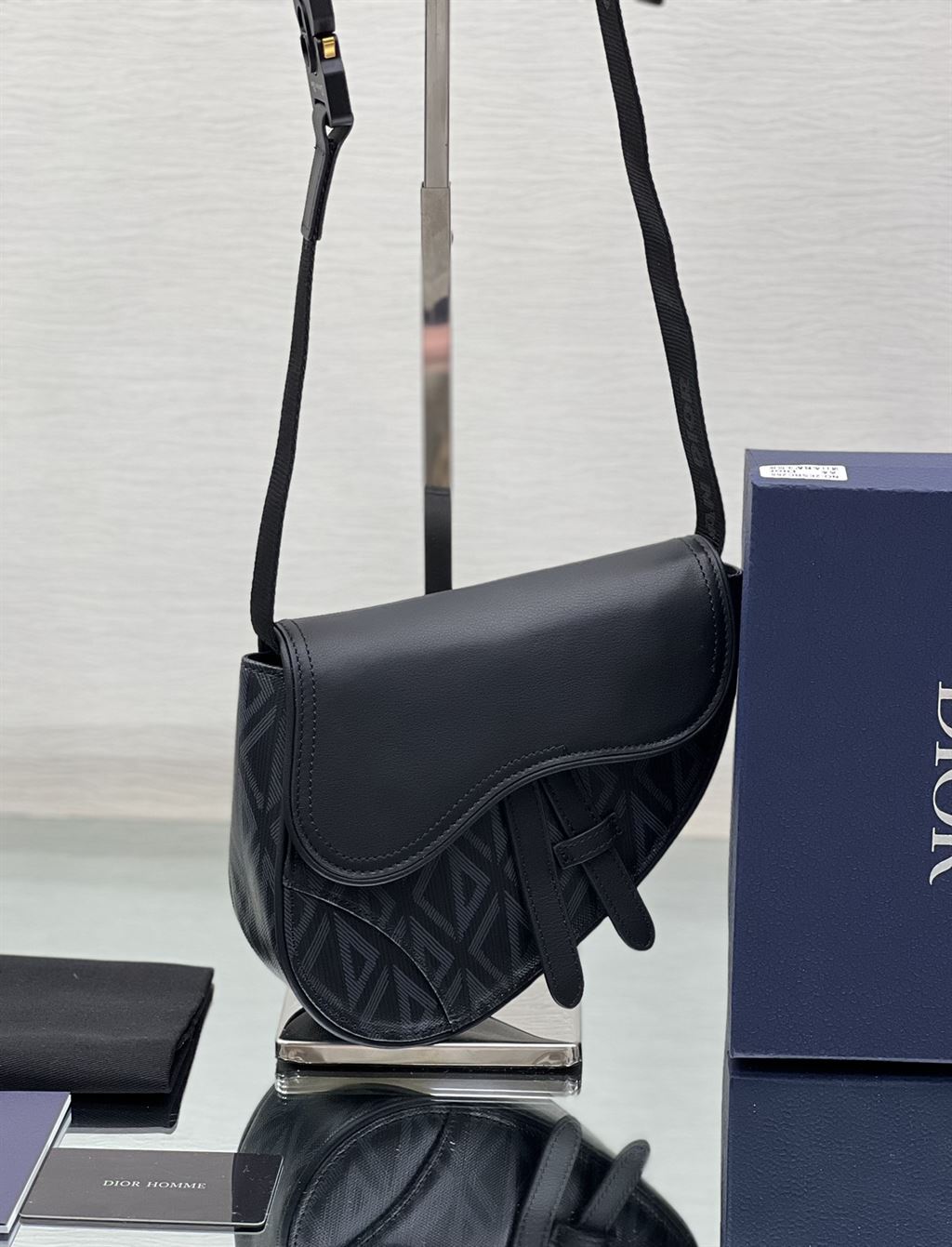 DIOR MINI SADDLE BAG BLACK CD DIAMOND CANVAS AND SMOOTH CALFSKIN – DIO007