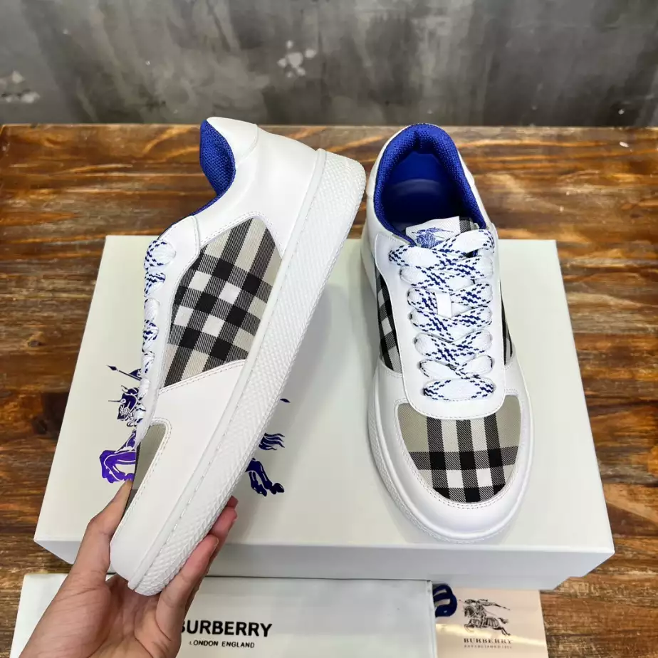 BURBERRY LEATHER AND CHECK TERRACE SNEAKERS – BBR082