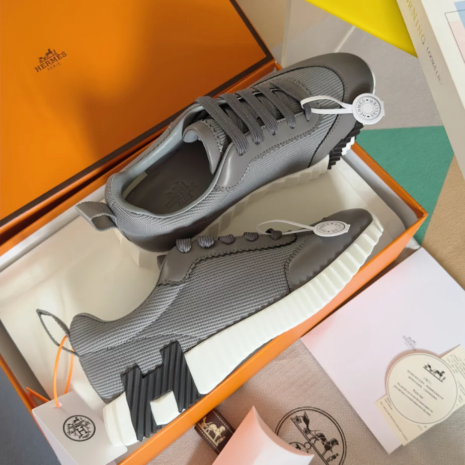 Hermes Bouncing Sneaker – HM093