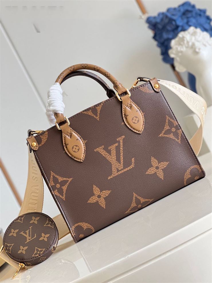 LOUIS VUITTON ONTHEGO PM MONOGRAM CANVAS – LW063