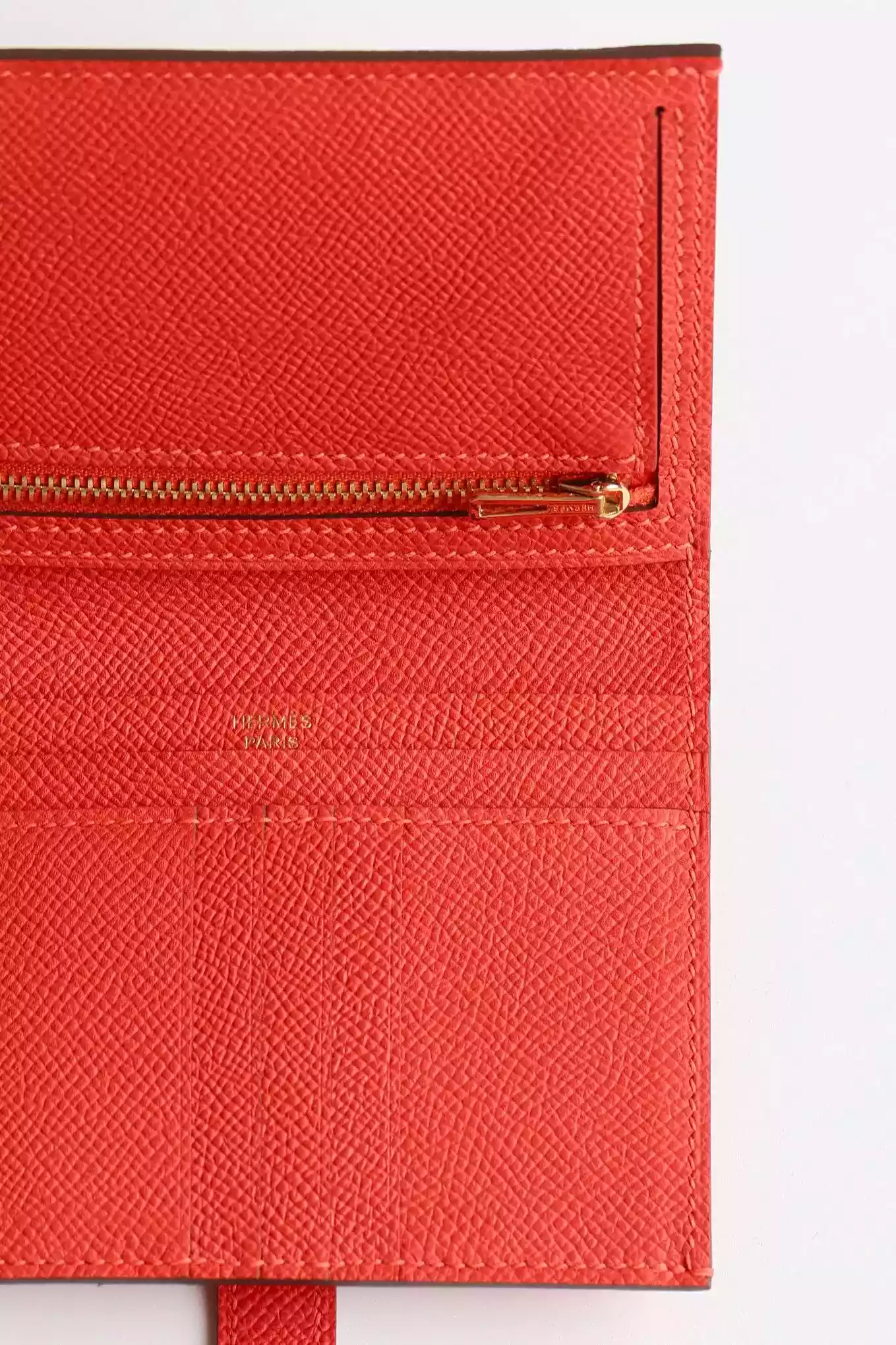 Hermes Bearn Compact Handmade Wallet in Red Epsom Calfskin – HW137