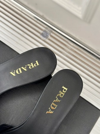 PRADA HEELED SANDALS 35MM IN BLACK SAFFIANO LEATHER – PSD031