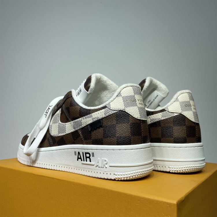 LOUIS VUITTON X NIKE AIR FORCE 1 LOW-TOP SNEAKERS – LVS132