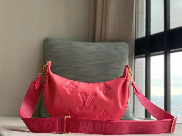 LOUIS VUITTON OVER THE MOON – LW001