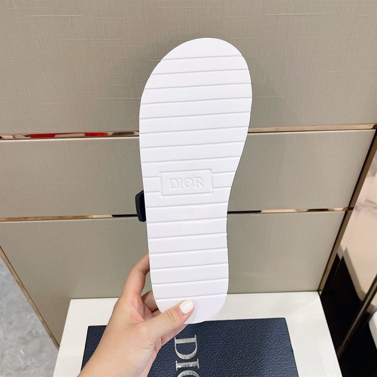 DIOR ALPHA SANDAL – DS007