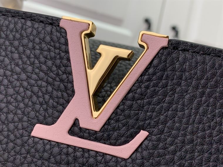 LOUIS VUITTON CAPUCINES BB BLACK – LW101