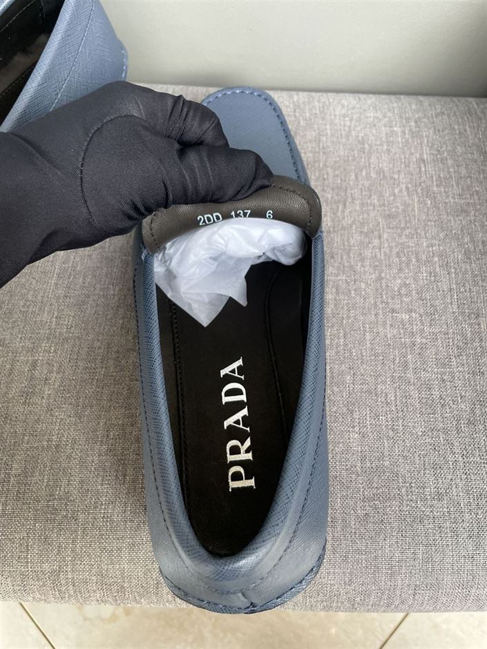 PRADA SAFFIANO LEATHER DRIVER – PRS037