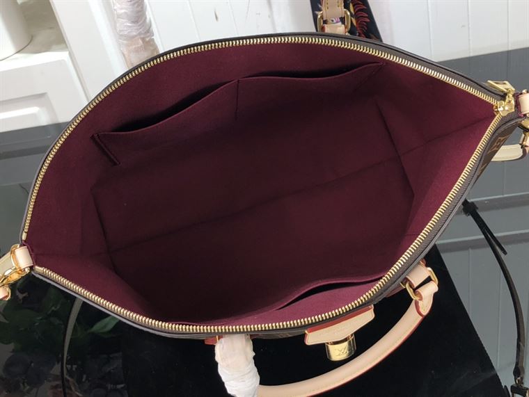 LOUIS VUITTON BOETIE MM MONOGRAM – LW136