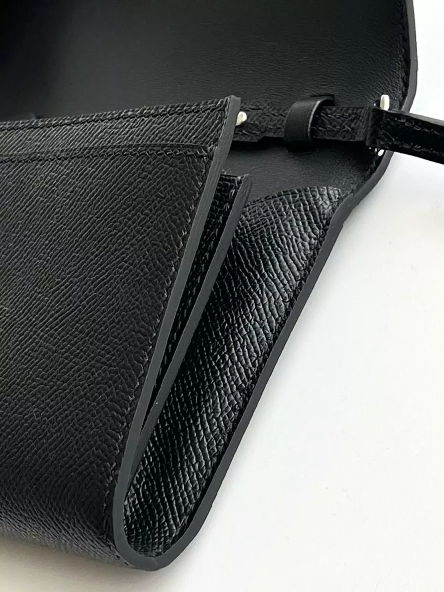 Hermes Constance To Go Wallet in Black Epsom Calfskin – HW178