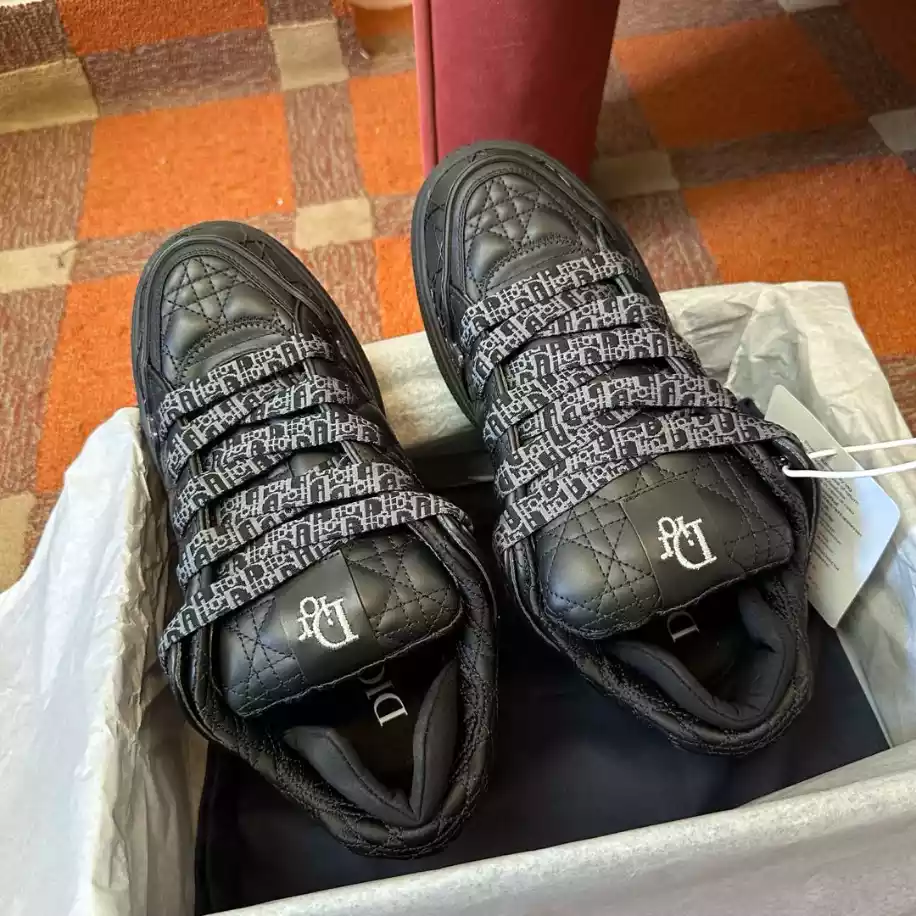 DIOR X ERL SPRING 2023 SNEAKERS – DO0181