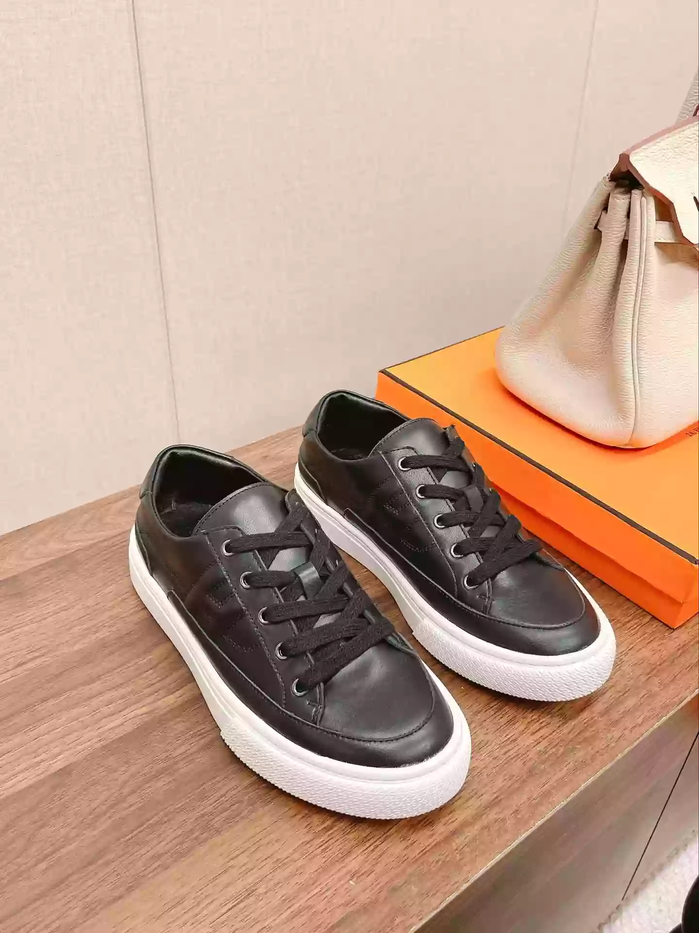 Hermes Women’s Deep Sneakers in Black Leather – HM063