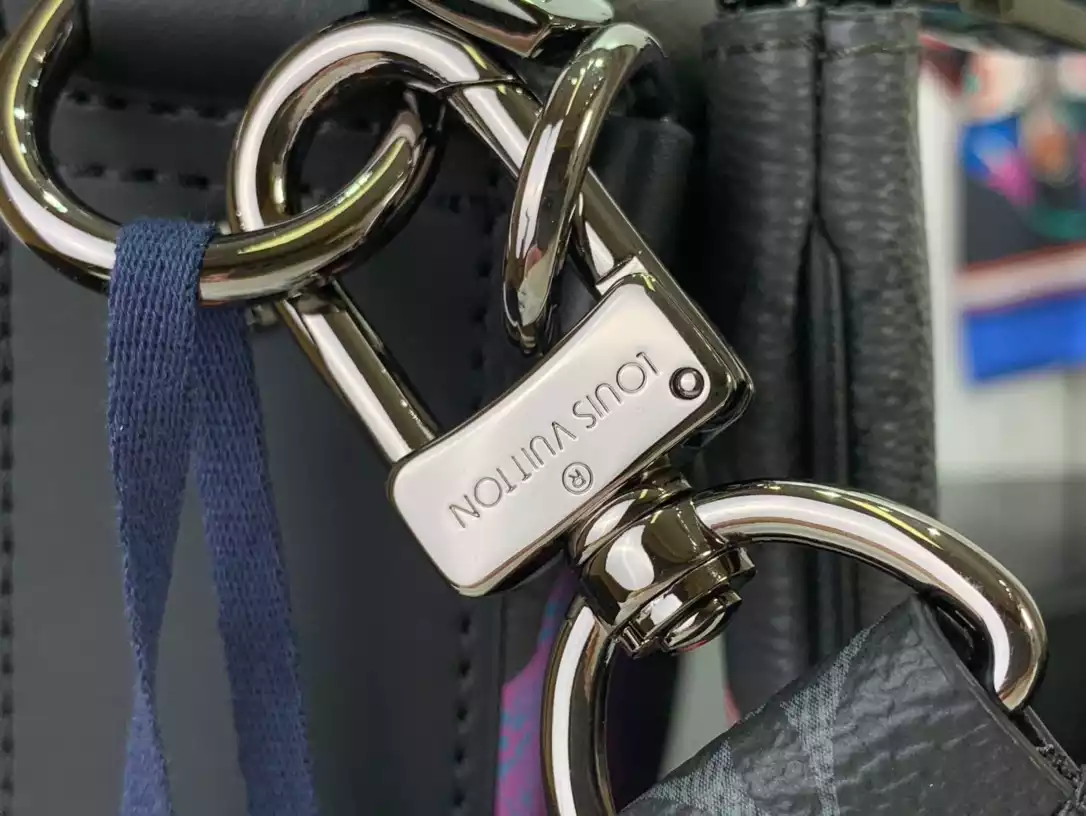 X YAYOI KUSAMA TRIO MESSENGER MONOGRAM PUMPKIN PRINT M46435 – LW269