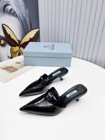 PRADA SABOTS MULES IN BLACK BRUSHED LEATHER – PSD054