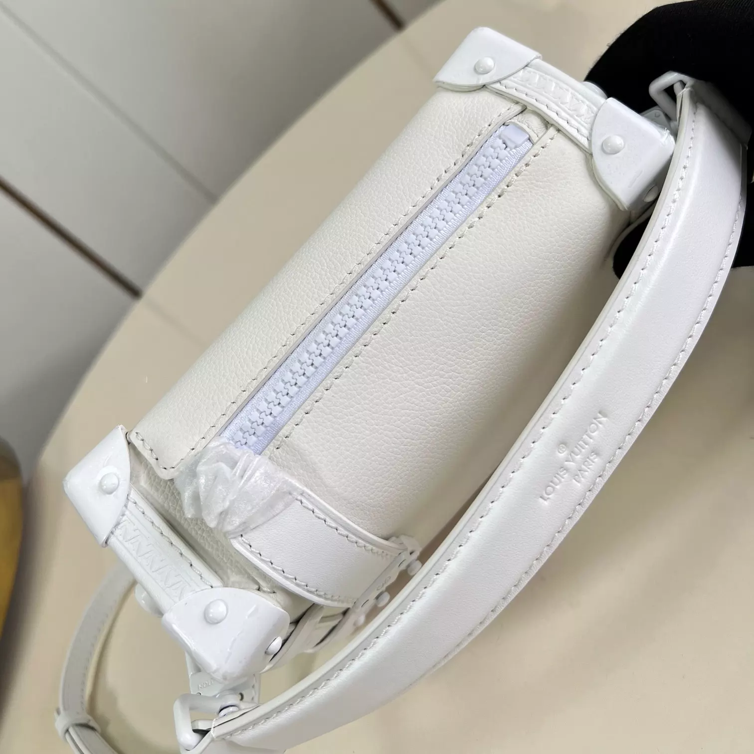 SIDE TRUNK PM BAG OPTICAL WHITE COWHIDE LEATHER M24304 – LW425