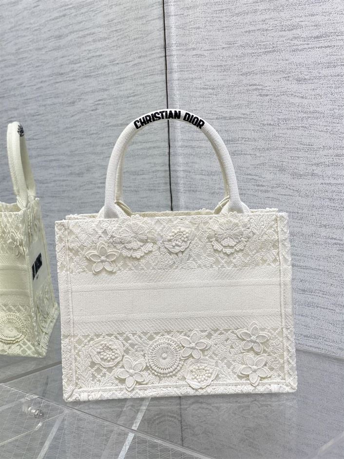 DIOR TOTE BOOK WHITE BAG – DOB029