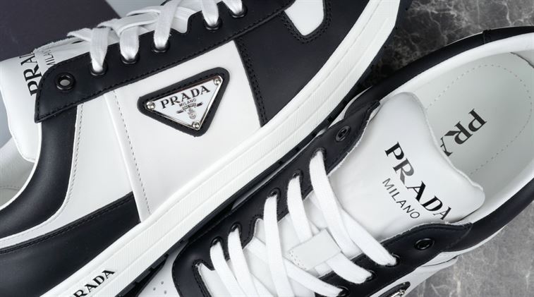 PRADA DOWNTOWN LEATHER SNEAKERS – PRS069