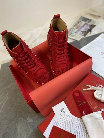 Christian Louboutin High-Top Sneaker – CLS062