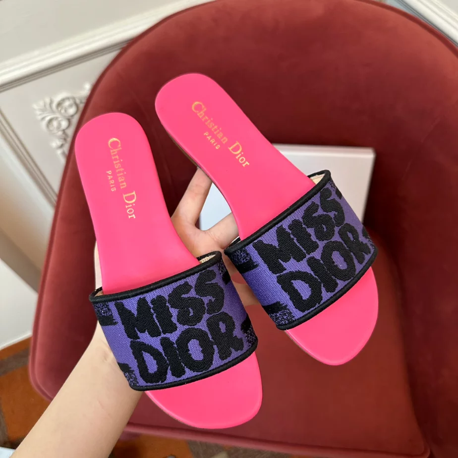 DIOR DWAY SLIDE – DS026