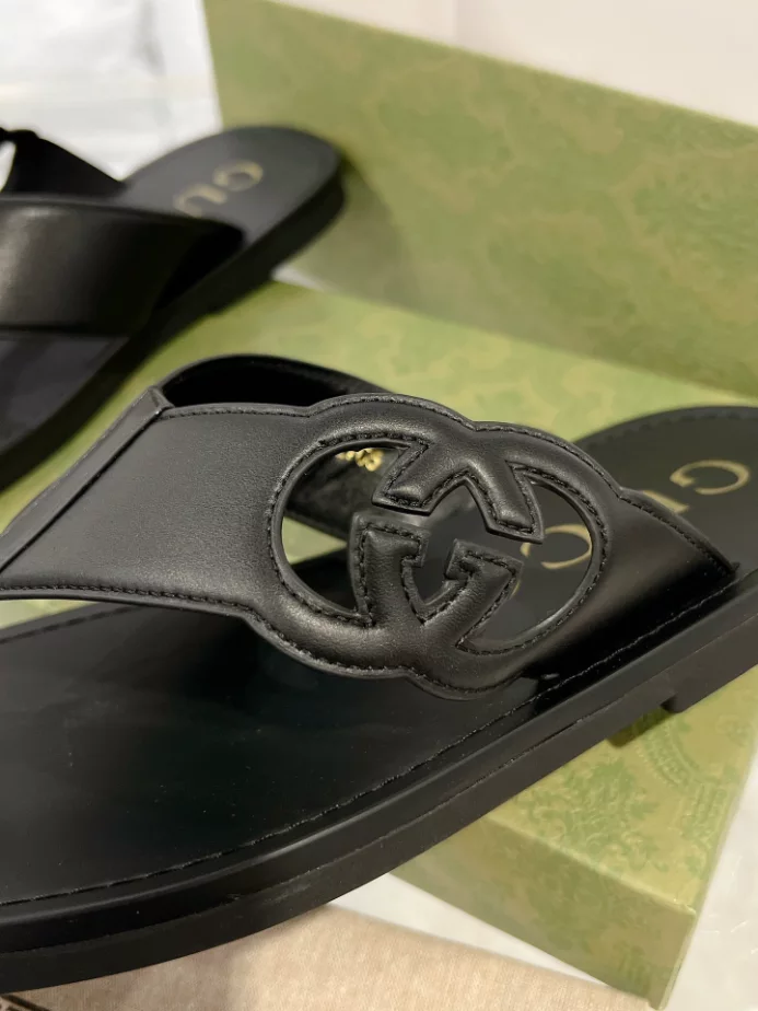 GUCCI MEN’S SLIDE SANDAL – GSL062