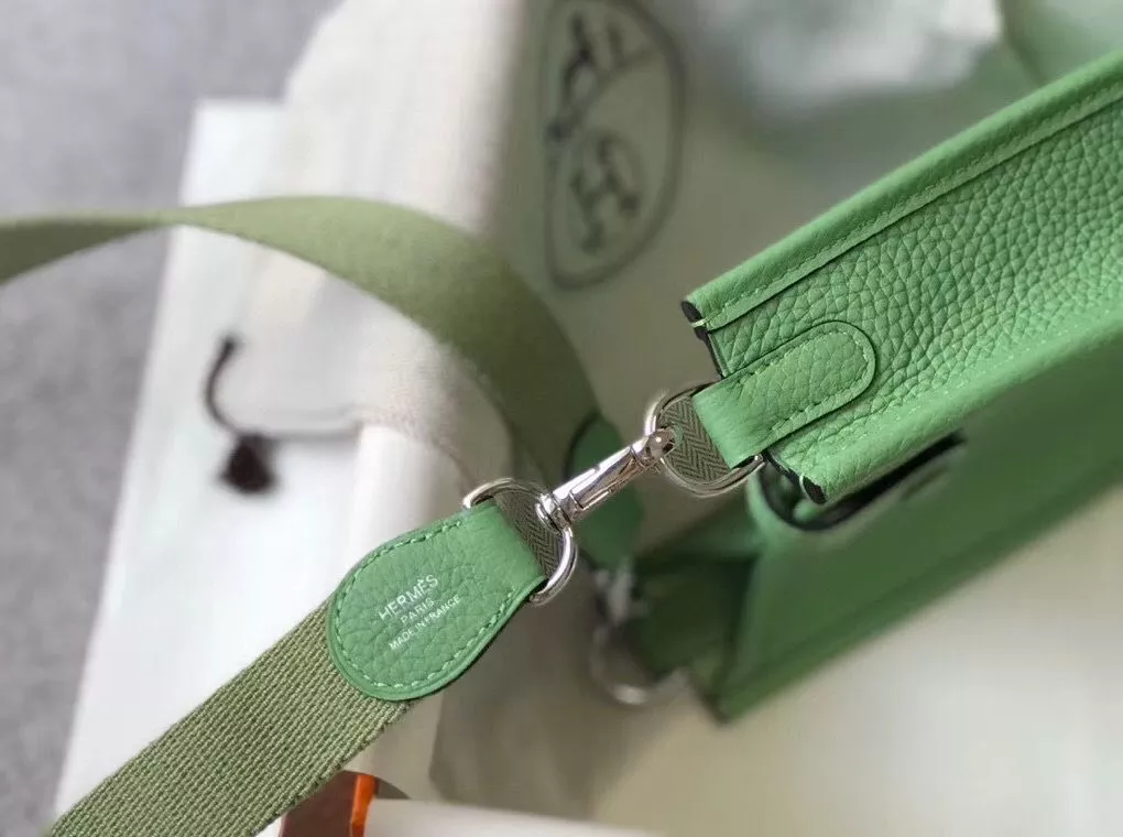 Hermes Evelyne III TPM Bag In Vert Criquet Clemence Leather – HW055