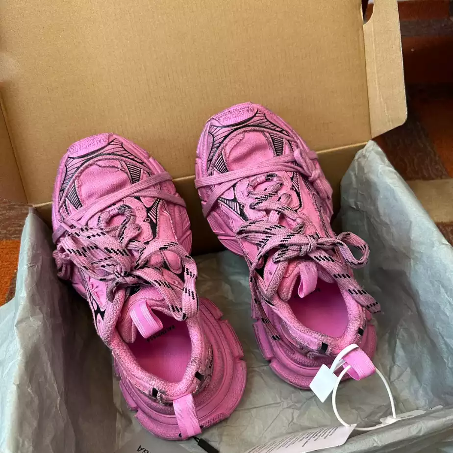 BALENCIAGA WOMEN’S 3XL SNEAKER – BLA0103