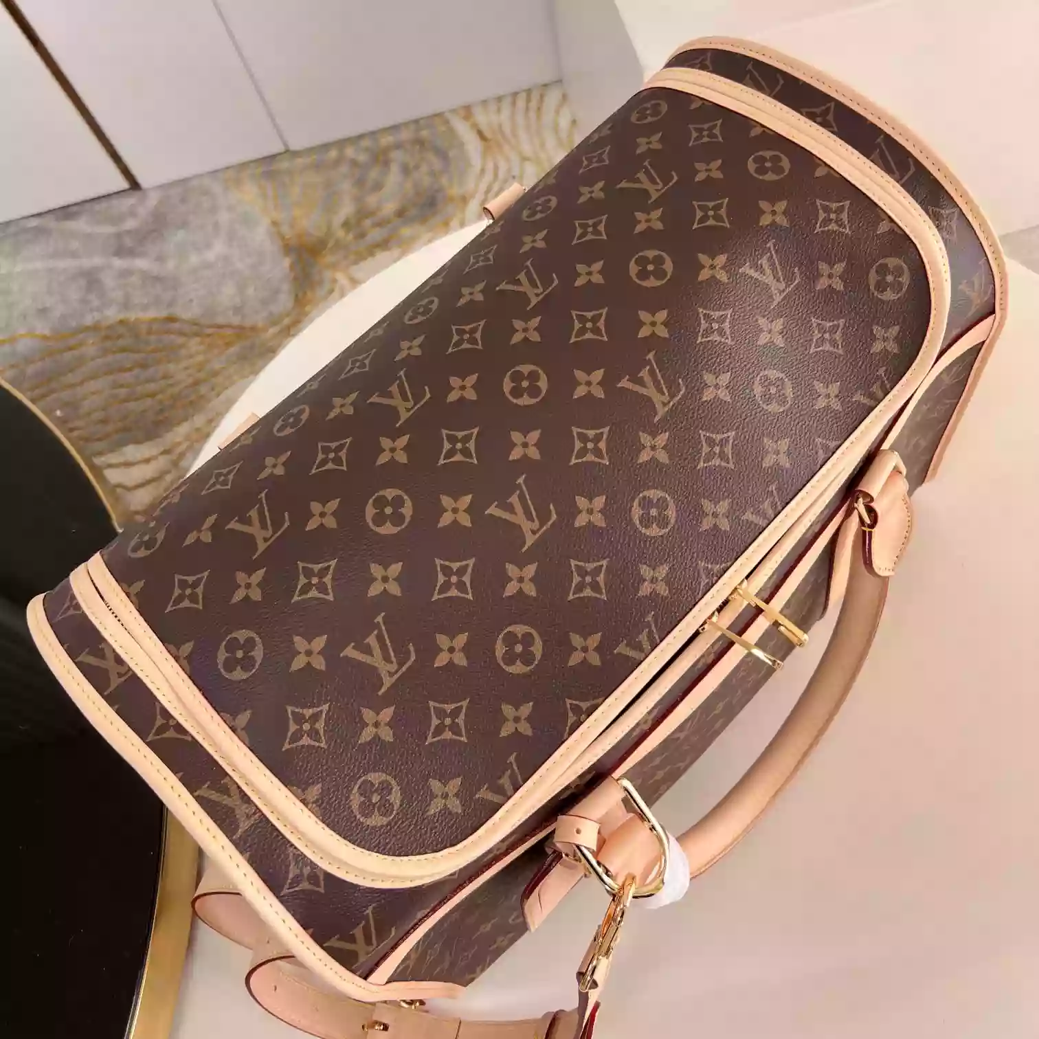 DOG CARRIER 40 MONOGRAM COATED CANVAS M45662 – LW375