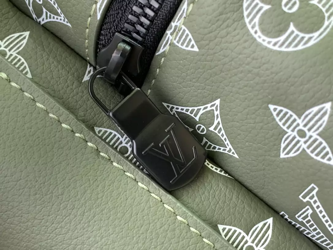 Louis Vuitton Discovery PM Backpack Olive Green Monogram Shadow Leather – LW148