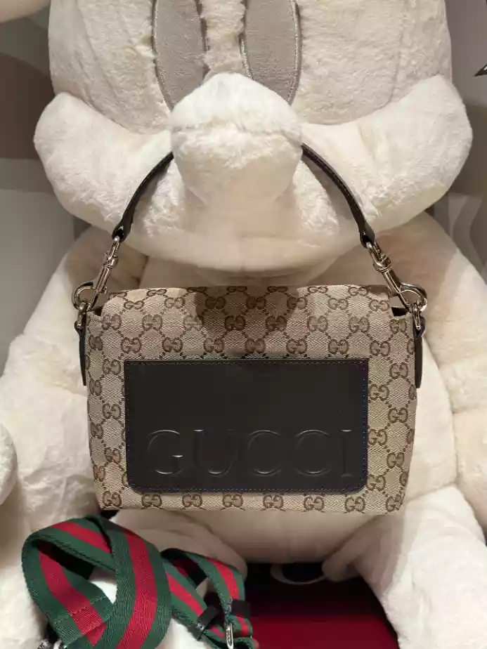 GG CANVAS SMALL CROSSBODY BAG – BG059