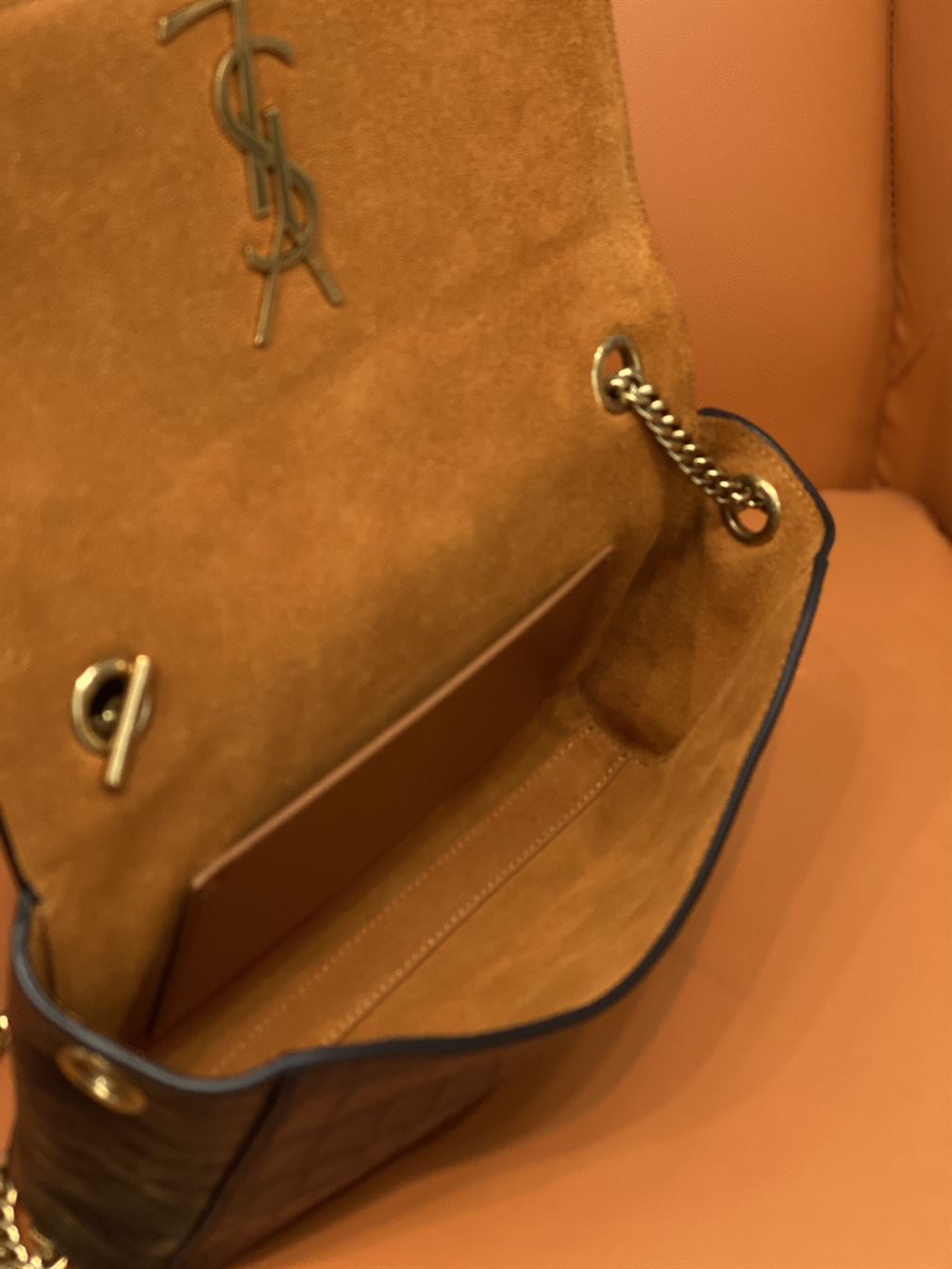 YSL KATE MEDIUM REVERSIBLE CHAIN BAG – YB041