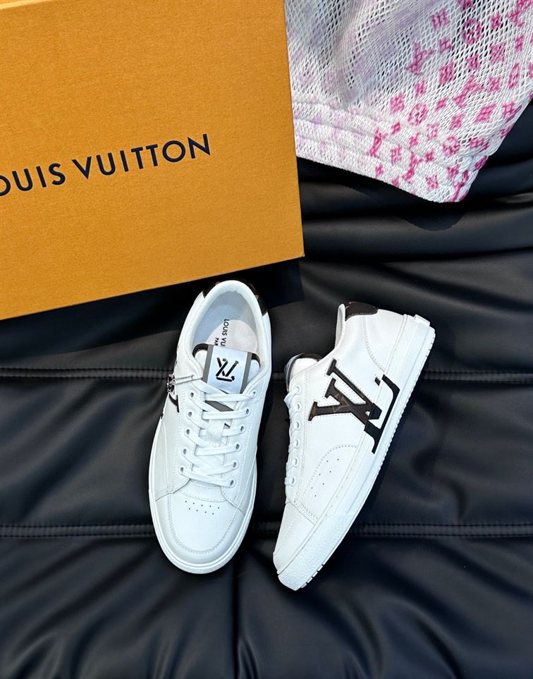 LOUIS VUITTON CHARLIE SNEAKER – LVS156