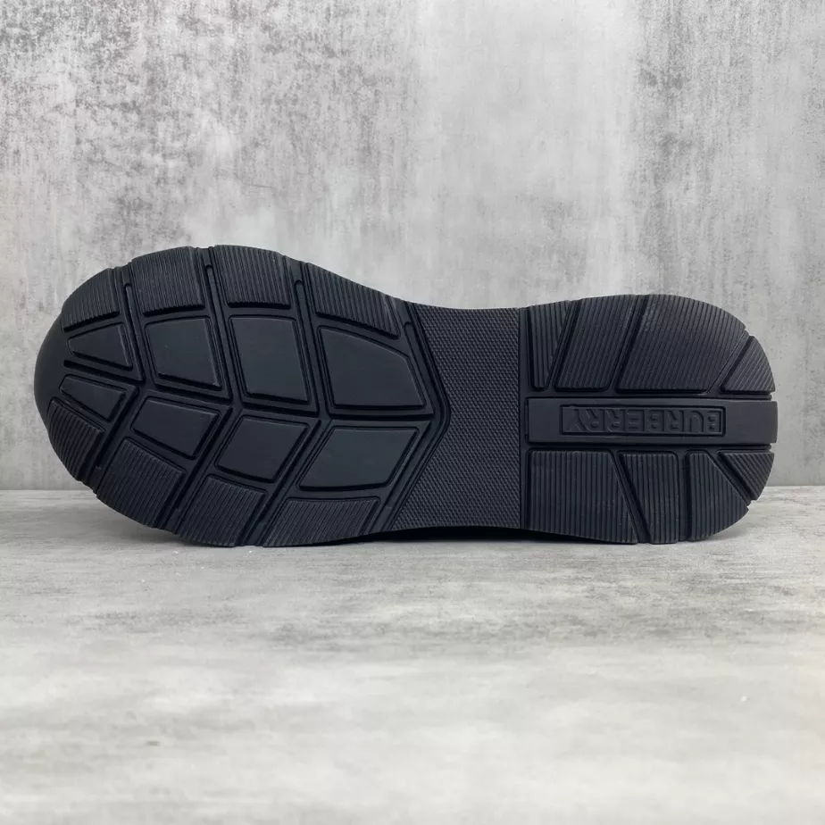 BURBERRY PLATFORM SNEAKERS – BBR064