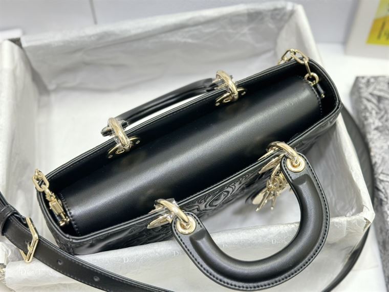 DIOR MEDIUM LADY D-JOY BAG BLACK QUILTED EFFECT LAMBSKIN WITH ORNAMENTAL MOTIF – DOB059