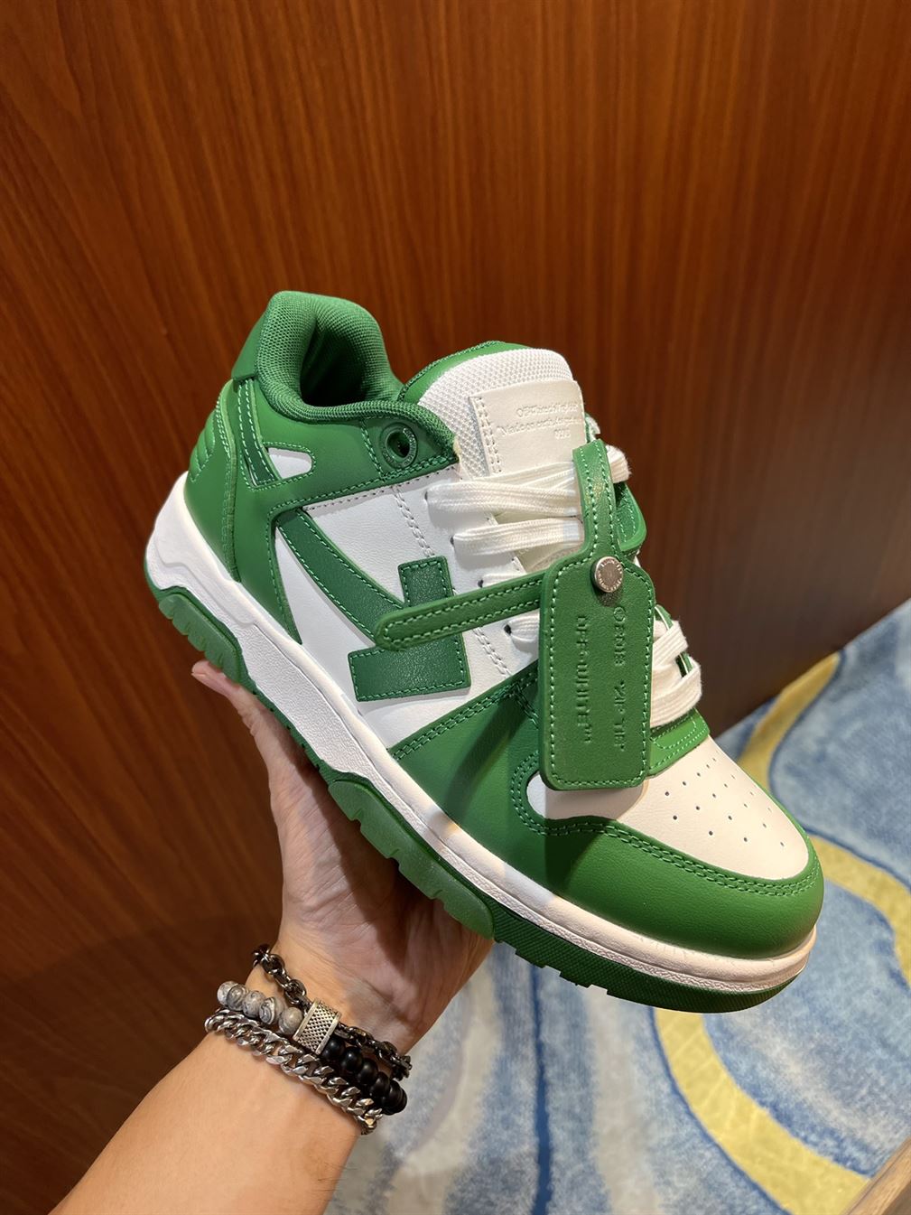 OFF-WHITE OUT OF OFFICE OOO BLACK WHITE GREEN – OFW027