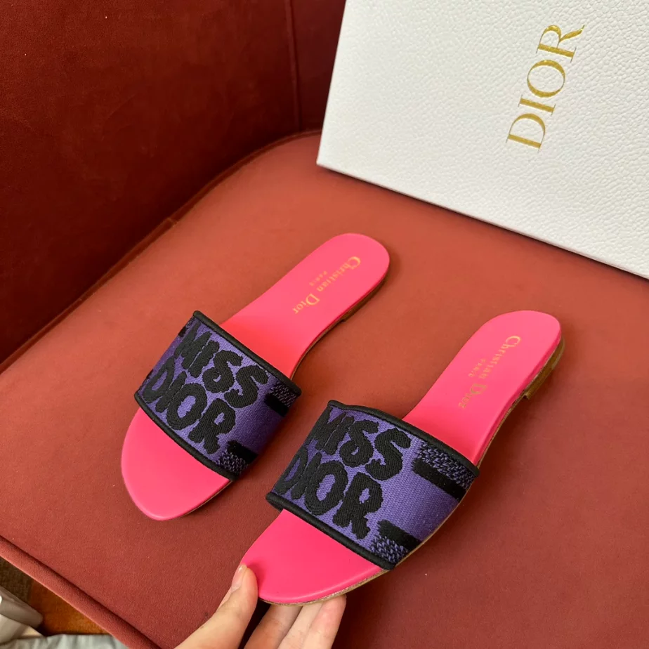 DIOR DWAY SLIDE – DS026