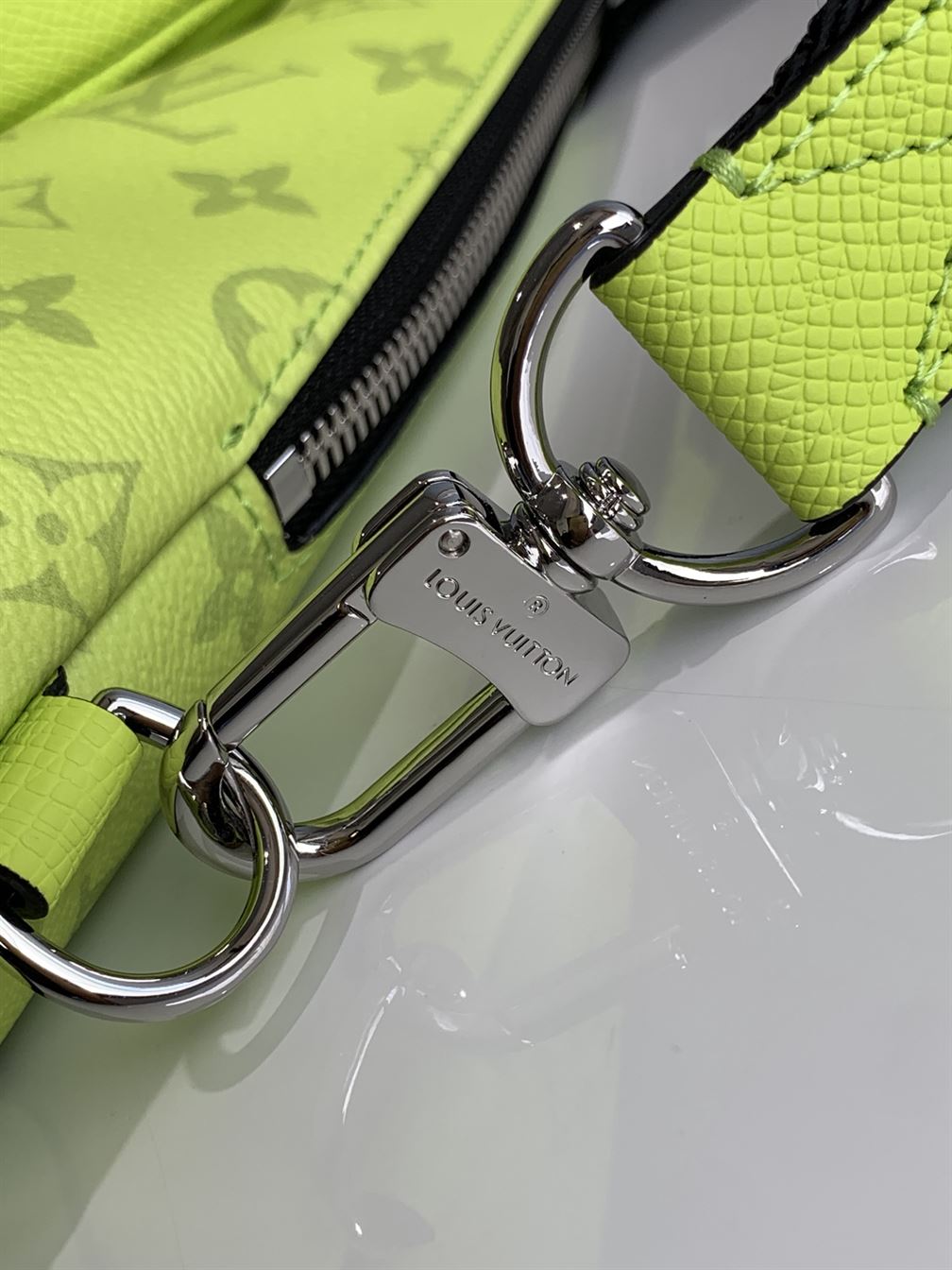 LOUIS VUITTON DUO SLING BAG TAIGARAMA – LVB061