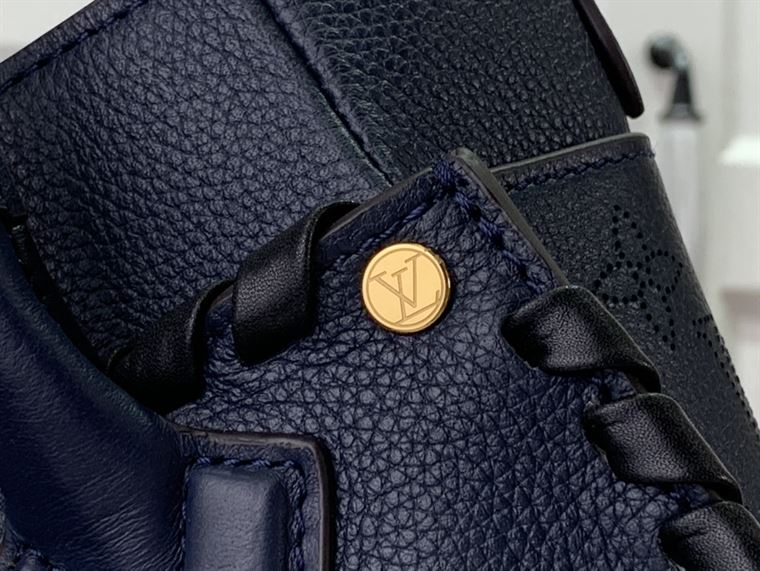 LOUIS VUITTON ON MY SIDE PM HIGH END LEATHERS – LW085