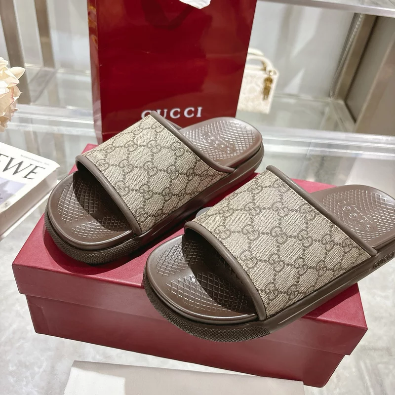 GUCCI MEN’S SLIDE SANDAL – GSL072