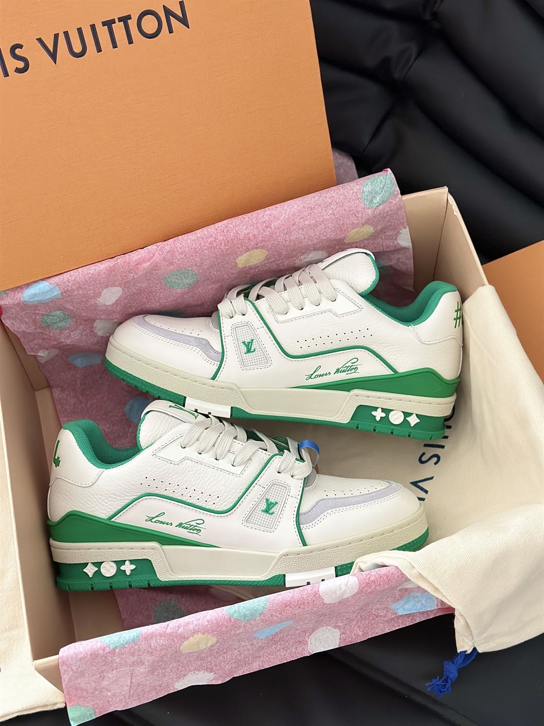 LOUIS VUITTON LV TRAINER SNEAKER – LVS195