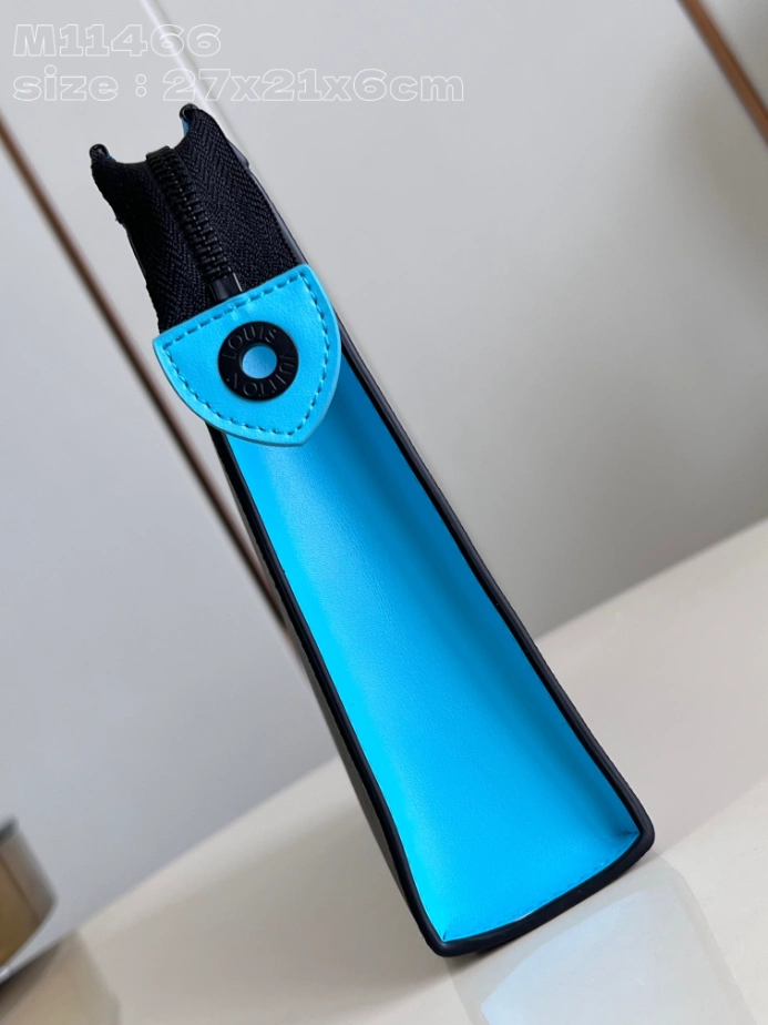 POCHETTE VOYAGE MM TURQUOISE MONOGRAM ECLIPSE REVERSE M11466 – LW393