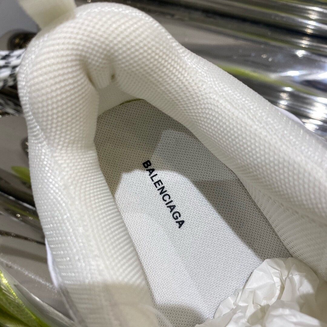 BALENCIAGA TRIPLE S WHITE GREEN CLEAR SOLE – BLA013