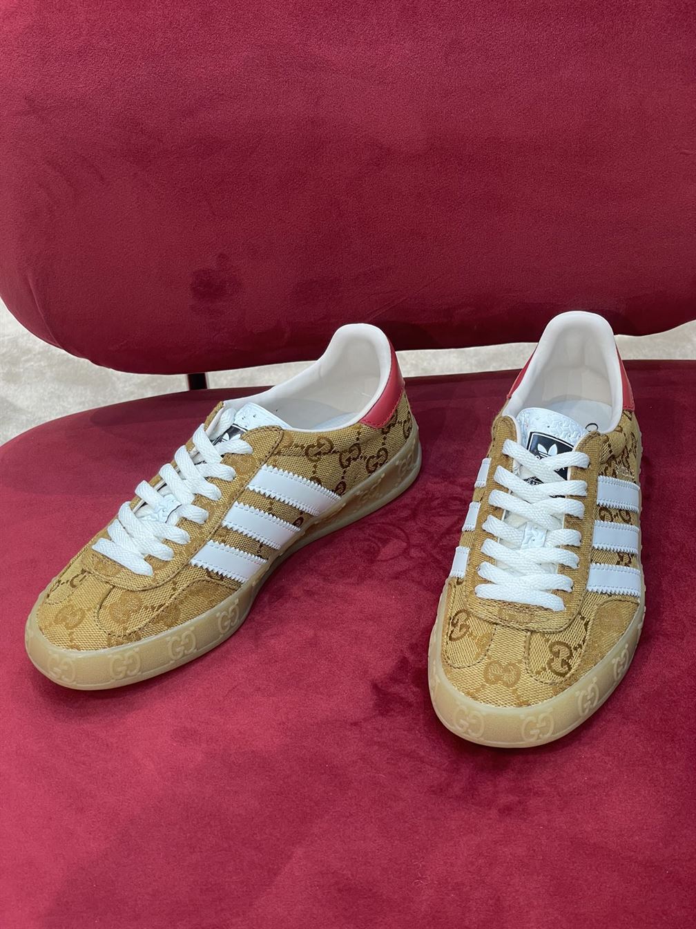 GUCCI X ADIDAS MENS GAZELLE SNEAKER – GCC025