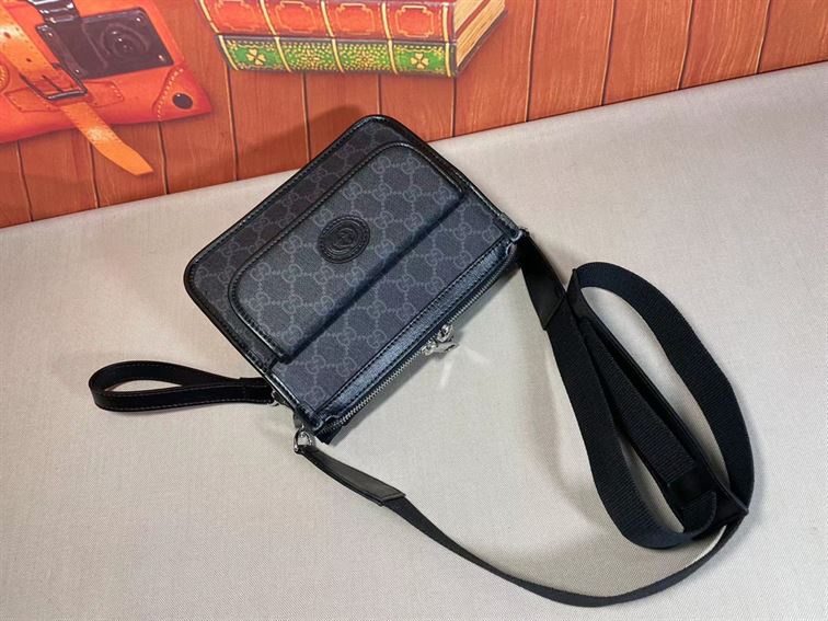 GUCCI MESSENGER BAG WITH INTERLOCKING G – BG014
