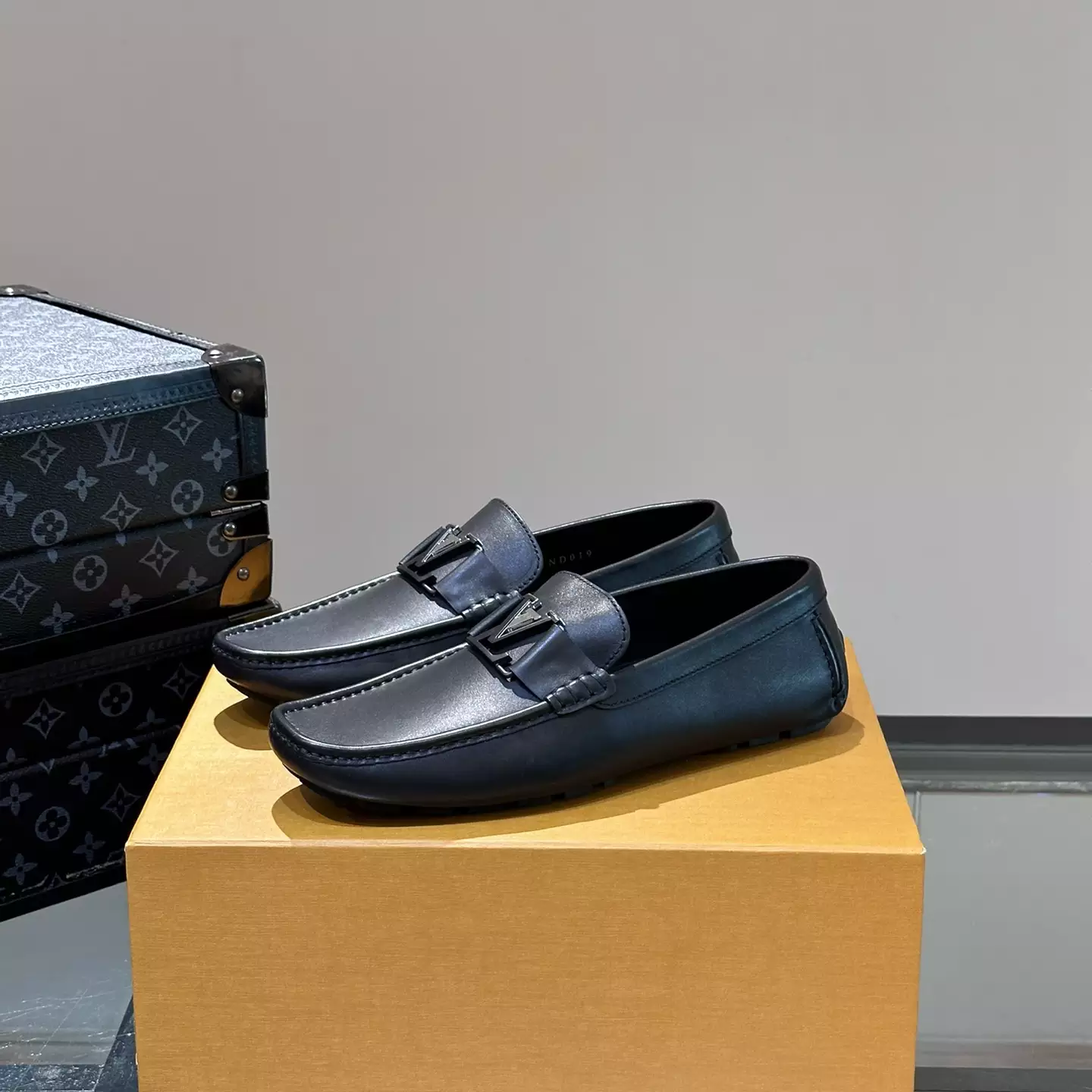 MONTE CARLO MOCASSIN IN BLACK – VL044