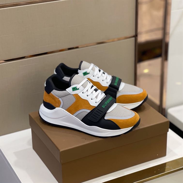 BURBERRY LOGO-STRAP LOW-TOP SNEAKERS – BBR025