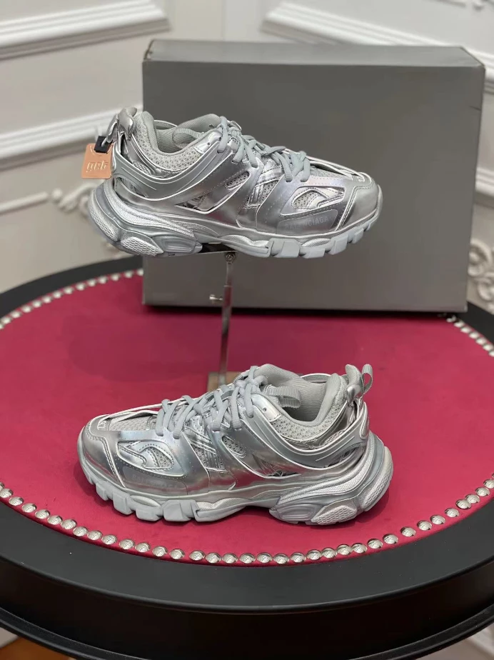 BALENCIAGA TRACK SNEAKER – BLA141