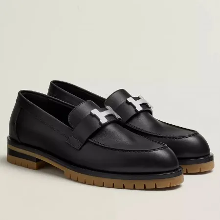 Hermes Women’s Faubourg Loafers in Black Leather – HM076