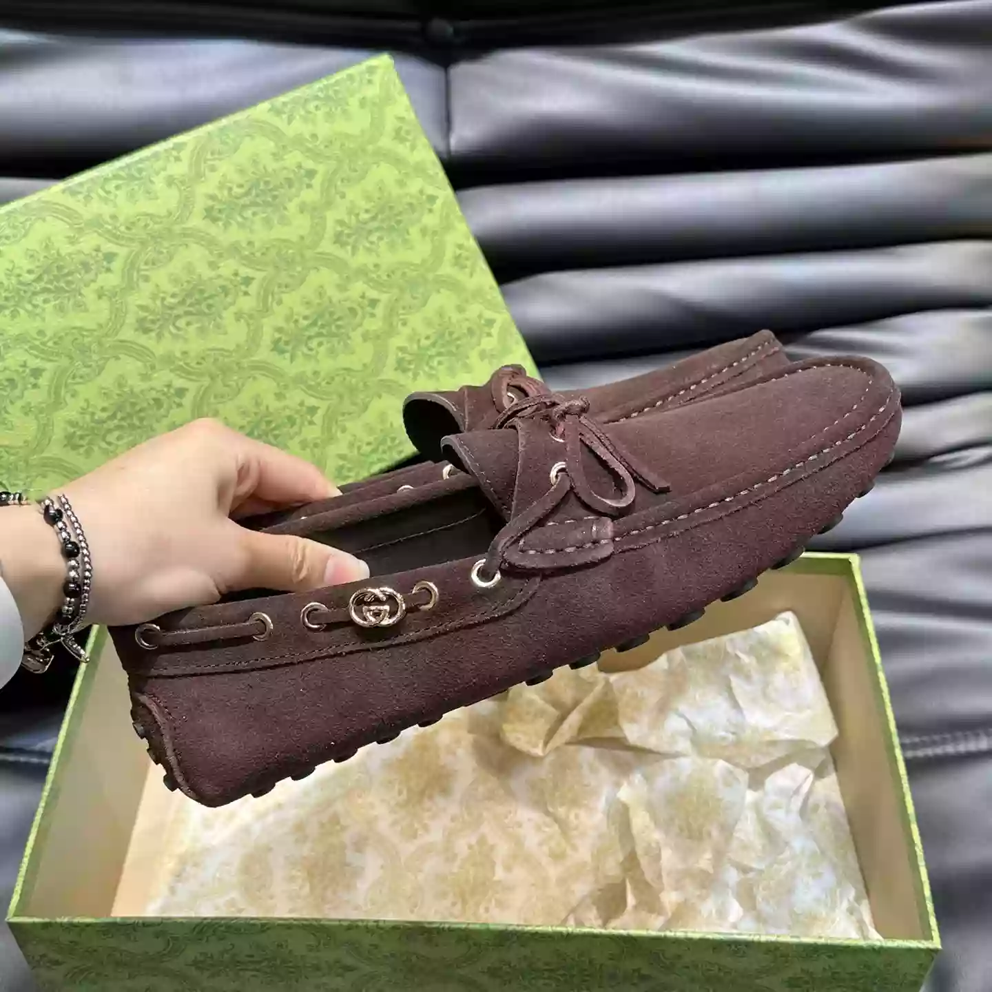 MEN’S DRIVER WITH INTERLOCKING G IN DARK BROWN – GL099