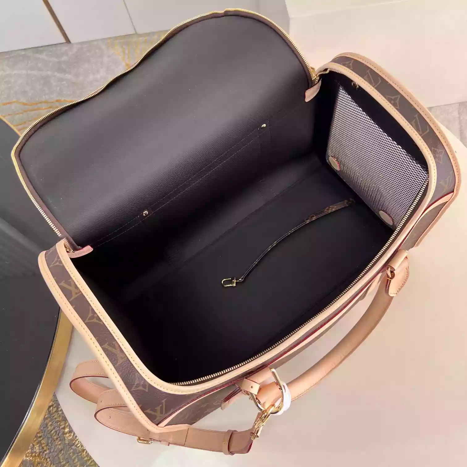 DOG CARRIER 40 MONOGRAM COATED CANVAS M45662 – LW375