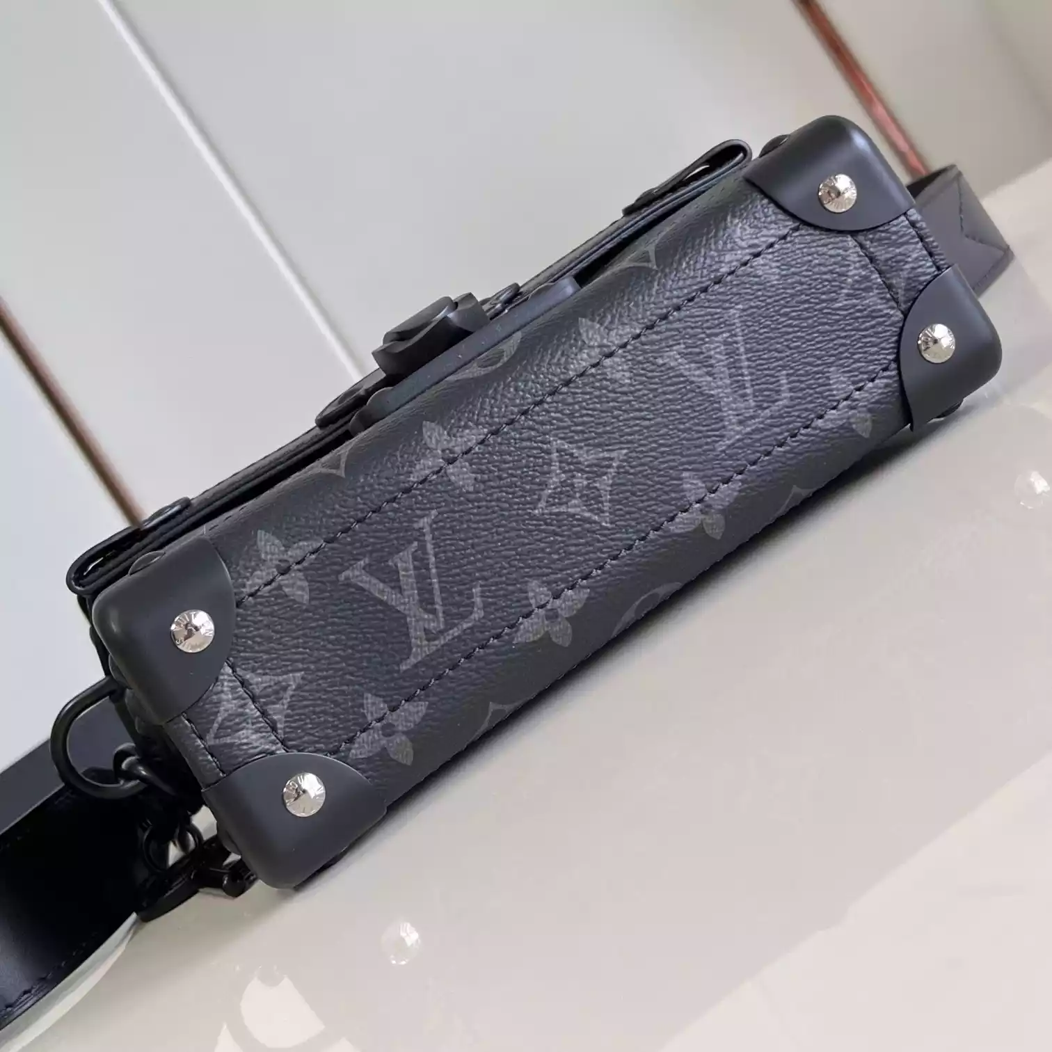 SOUL TRUNK BLACK MONOGRAM ECLIPSE CANVAS M11743 – LW438